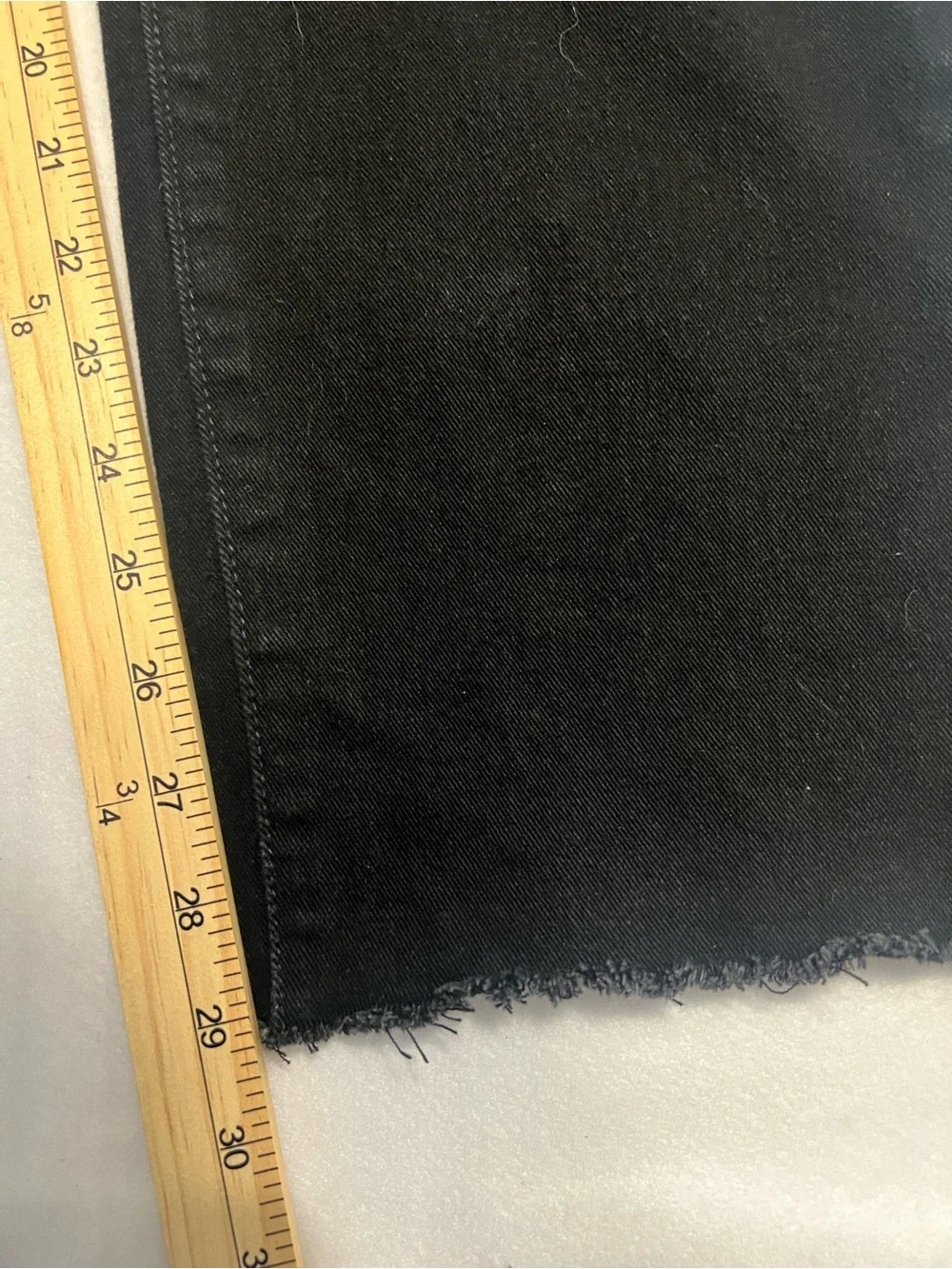 True Religion Men’s Relaxed Straight Jeans Black Raw Hem Frayed Stretch Sz 34